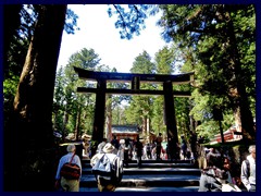 Nikko Toshogu Shrine 01